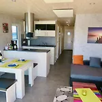 Hausboot Hotel na wodzie *