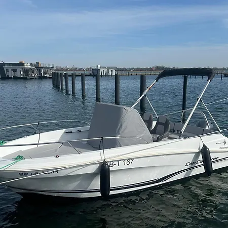 Hausboot Botel *