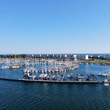 Hausboot Hotel na wodzie