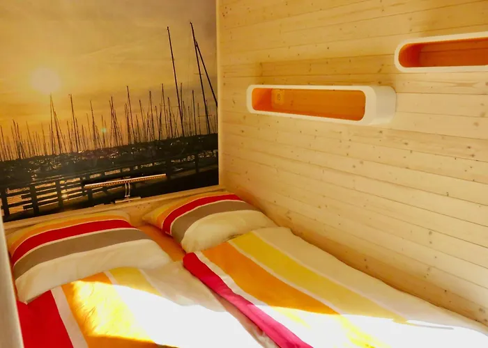 Hausboot Botel Fehmarn