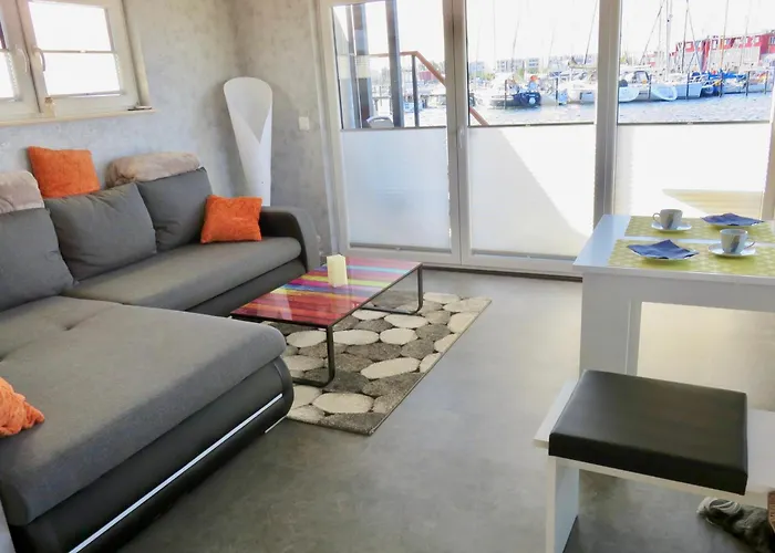 Botel Hausboot Fehmarn